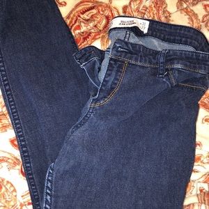 Hollister jeans wore 2x